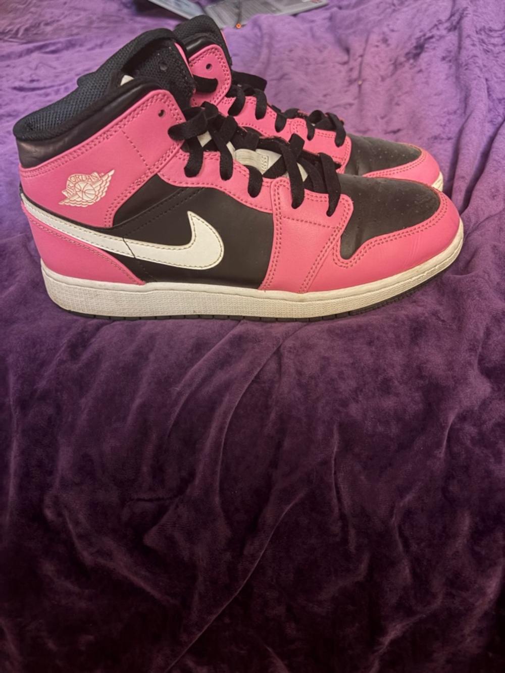 Nike Air Jordan 1 Mid Pink, Black & White